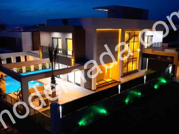 Modern TV Villa There is Gayrimenkul