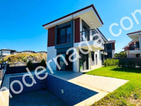 Modern TV Villa There is Gayrimenkul