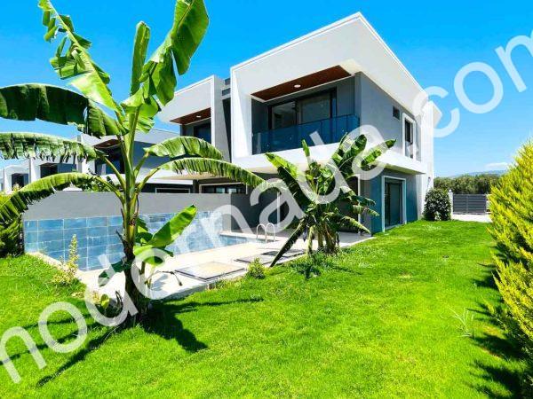 Modern TV Villa There is Gayrimenkul