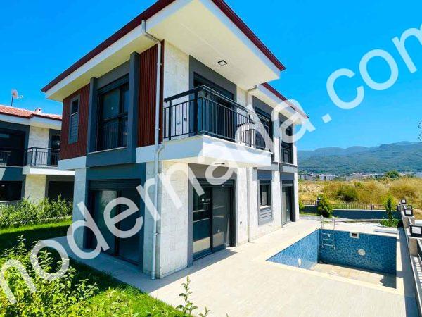 Modern TV Villa There is Gayrimenkul