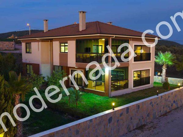 Modern TV Villa There is Gayrimenkul