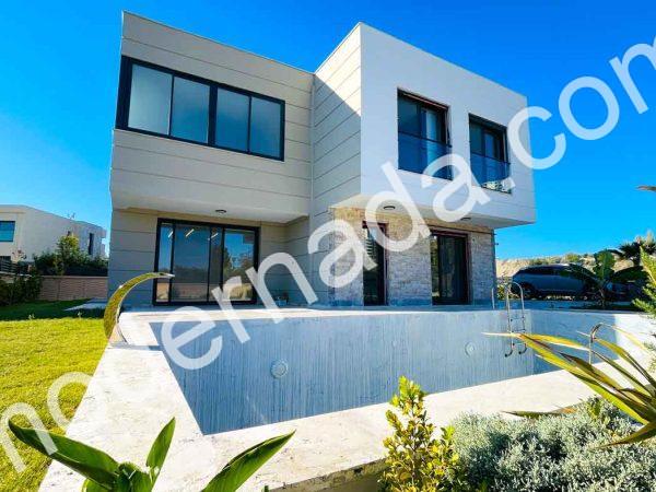 Modern TV Villa There is Gayrimenkul