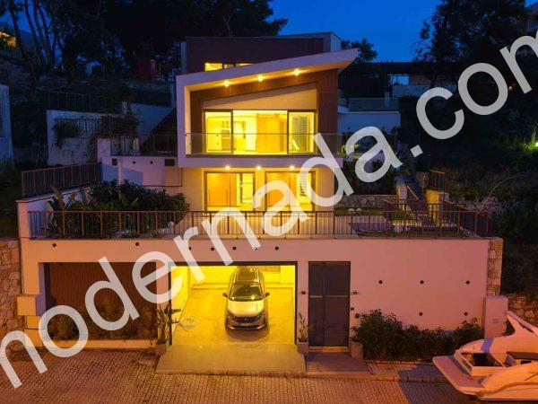 Modern TV Villa There is Gayrimenkul