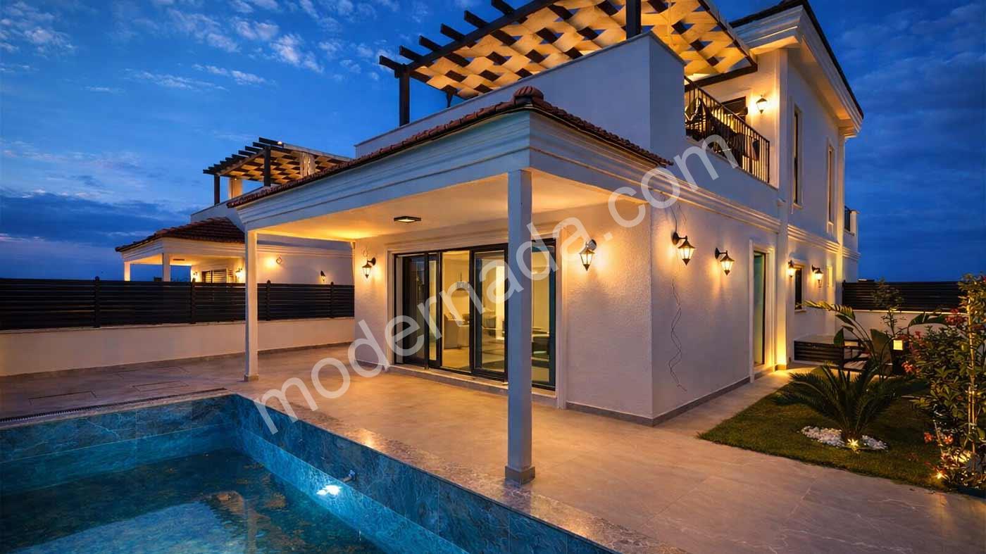 Kuşadası Karaova’da Satılık Lüks Müstakil Villa – Deniz Manzaralı, Özel Havuzlu ve Hamam & Saunalı